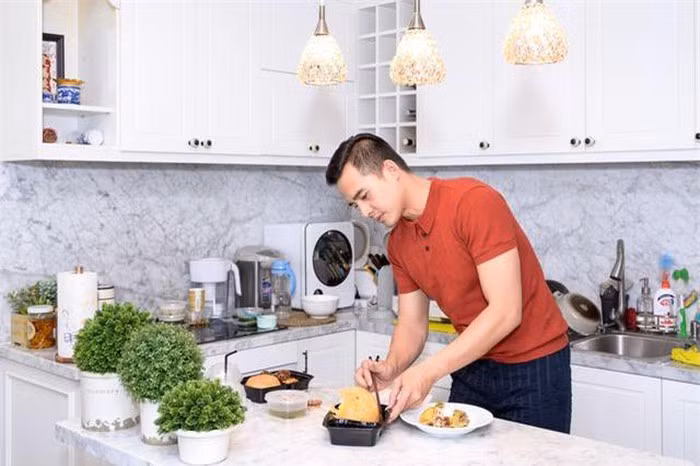 Thăm tổ ấm của cặp vợ chồng ngôn tình đáng "ghen tị" nhất nhì showbiz Việt ảnh 10