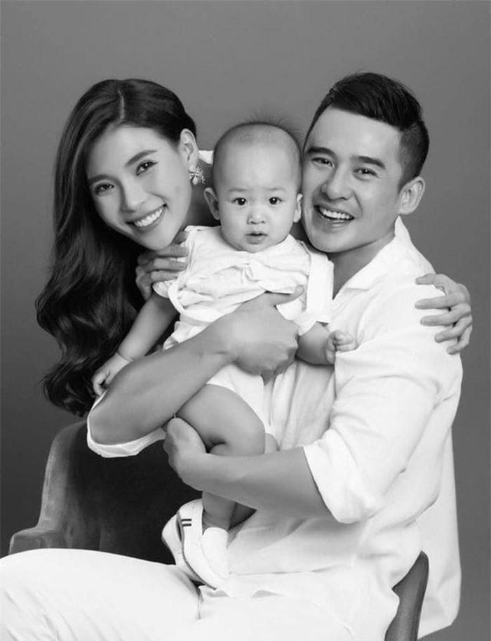 Thăm tổ ấm của cặp vợ chồng ngôn tình đáng "ghen tị" nhất nhì showbiz Việt ảnh 6