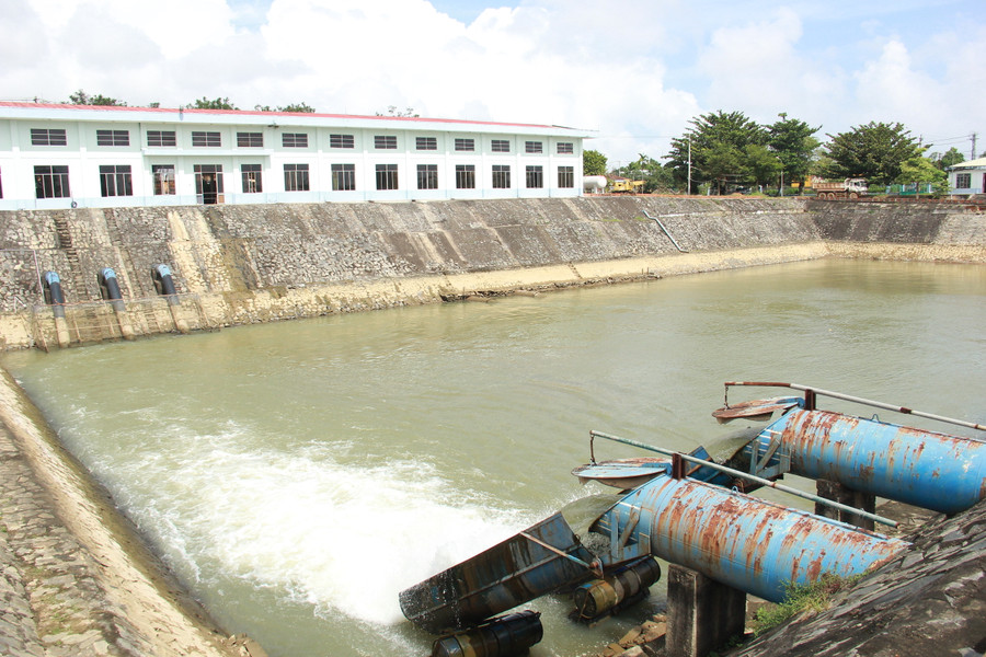 Nguồn nước từ trạm bơm An Trạch (TP Đà Nẵng) là giải pháp đẩy mặn khi nguồn nước tại nhà máy nước Cầu Đỏ bị nhiễm mặn