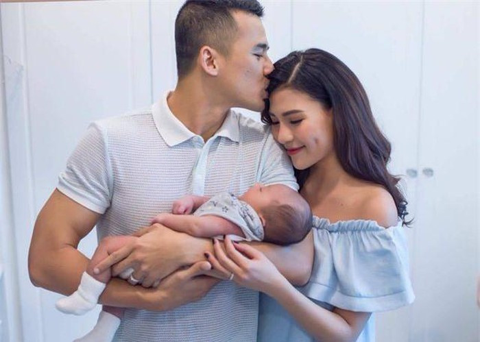 Thăm tổ ấm của cặp vợ chồng ngôn tình đáng "ghen tị" nhất nhì showbiz Việt ảnh 2