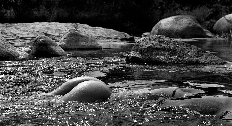 Tác phẩm “Những hồn đá”. Tác phẩm “Những hồn đá”.