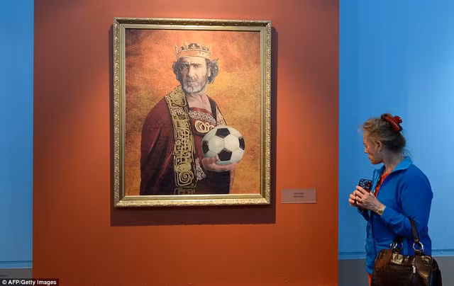 Cựu cầu thủ người Pháp Eric Cantona.