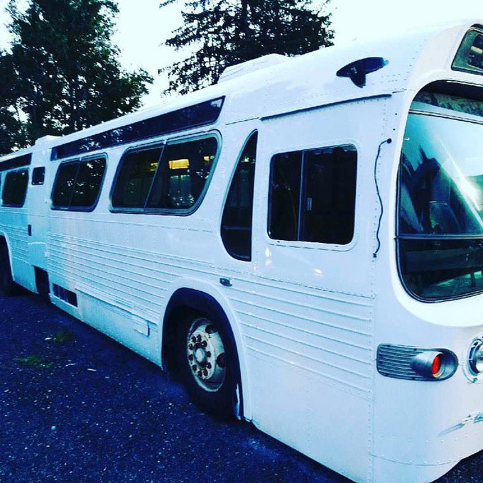 Cô gái bỏ nhà ở thành phố để sống trên xe bus suốt 3 năm ảnh 7 Cô gái bỏ nhà ở thành phố để sống trên xe bus suốt 3 năm