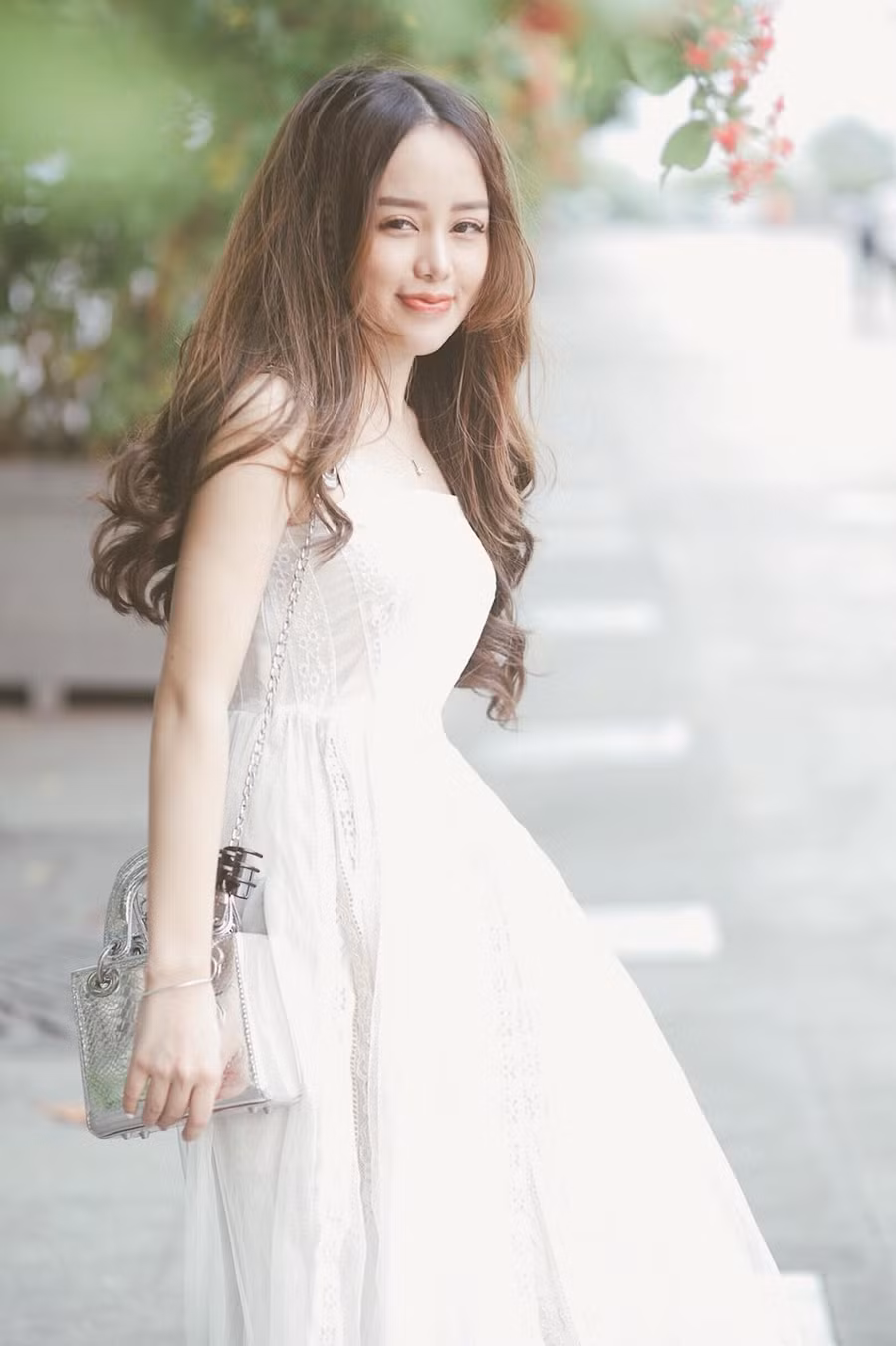 9x Việt nổi đình nổi đám vì vẻ ngoài xinh như mỹ nhân Hàn Quốc! ảnh 2