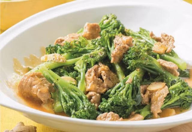 Bông cải xào thịt bò sốt gừng thơm ngon cho bữa tối