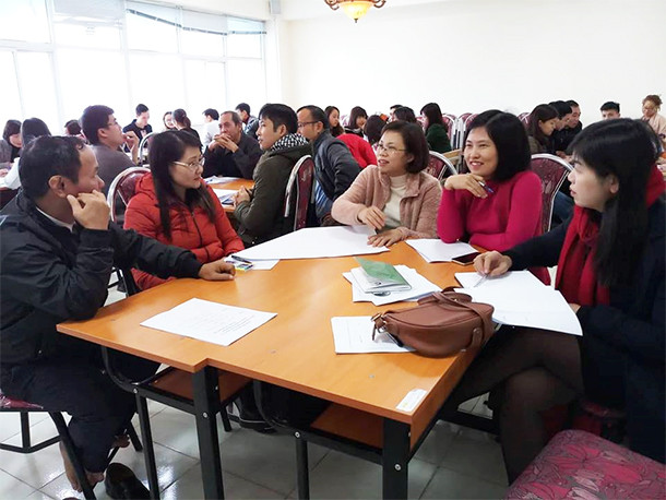 Các cán bộ, giảng viên Trường ĐH Sư phạm (ĐH Thái Nguyên) tham gia khóa tập huấn về giảng dạy tích cực do chuyên gia Australia đứng lớp. Các cán bộ, giảng viên Trường ĐH Sư phạm (ĐH Thái Nguyên) tham gia khóa tập huấn về giảng dạy tích cực do chuyên gia Australia đứng lớp.