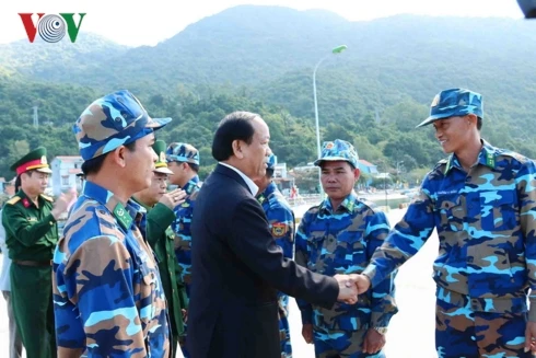 Bắn pháo hoa tầm cao trên đảo Cù Lao Chàm dịp Tết Kỷ Hợi