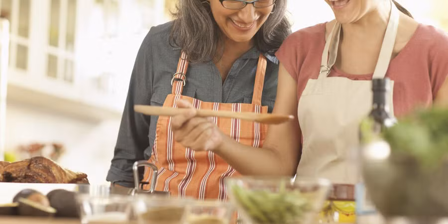 Tặng quà trải nghiệm khiến bạn tập trung vào tính cách của người được tặng. (Ảnh: ITN).