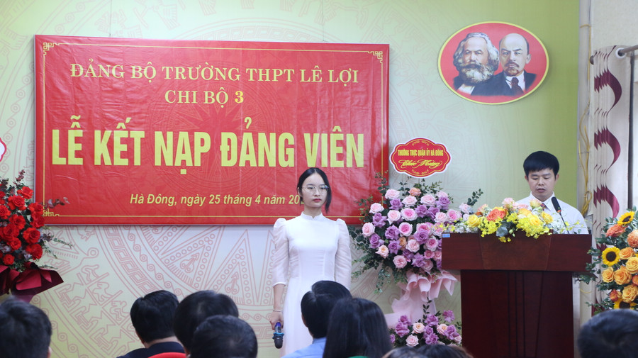 Trường THPT Lê Lợi hiện tại là đơn vị có đông Đảng viên là học sinh nhất Thủ đô với 7 Đảng viên. Trường THPT Lê Lợi hiện tại là đơn vị có đông Đảng viên là học sinh nhất Thủ đô với 7 Đảng viên.