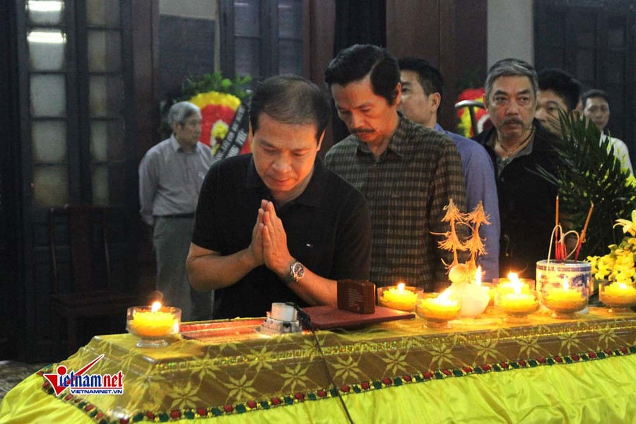 Tang lễ đẫm nước mắt nạn nhân vụ tai nạn ở hầm Kim Liên