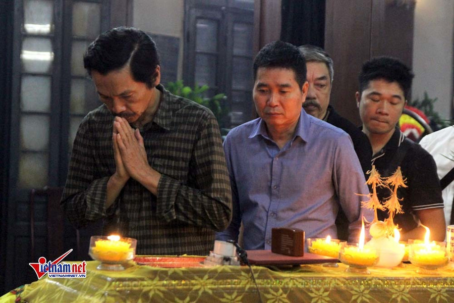 Tang lễ đẫm nước mắt nạn nhân vụ tai nạn ở hầm Kim Liên