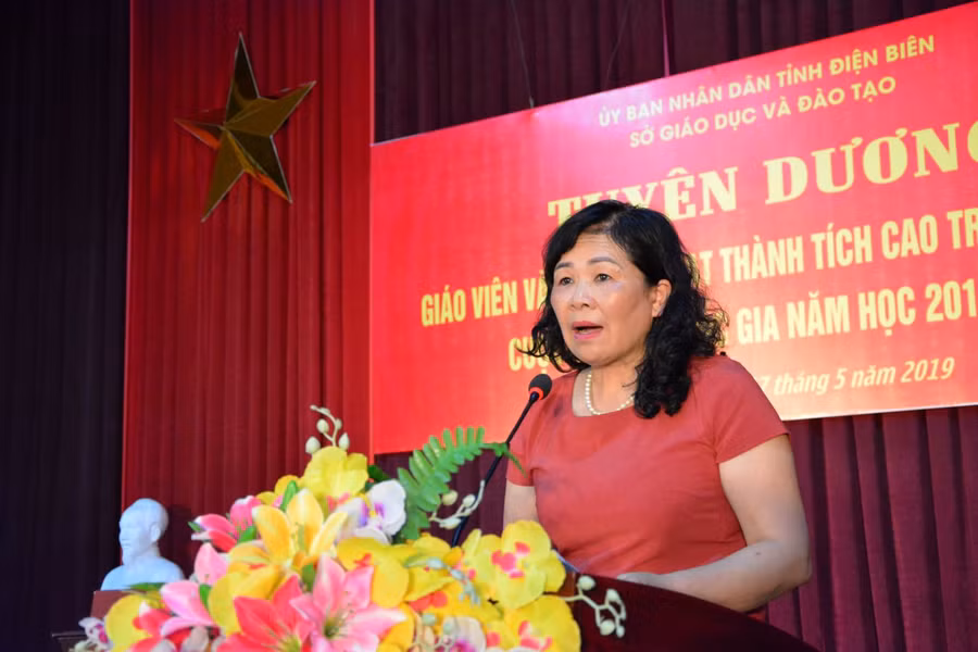 Bà Giàng Thị Hoa, Phó chủ tịch HĐND tỉnh Điện Biên