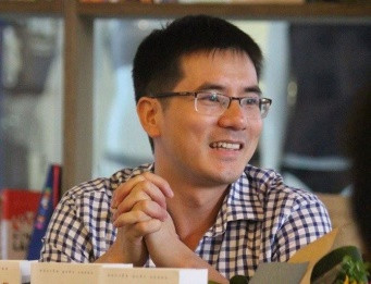 Nhà nghiên cứu Nguyễn Quốc Vương: “Thưởng không đúng cũng có hại như phạt lạm dụng” Nhà nghiên cứu Nguyễn Quốc Vương: “Thưởng không đúng cũng có hại như phạt lạm dụng”