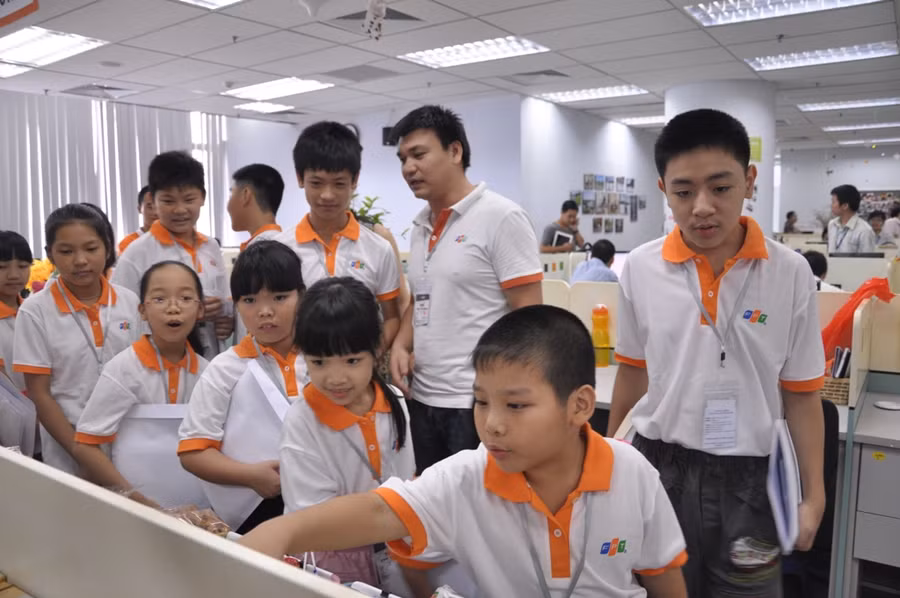 Kỳ 2: Giọt mồ hôi của con, niềm tự hào của mẹ