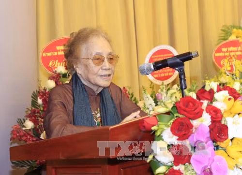  Nguyên Phó Chủ tịch nước Nguyễn Thị Bình phát biểu tại buổi lễ. Ảnh: Nhan Sáng/TTXVN 