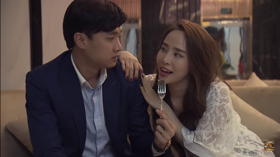 Về nhà đi con tập 69 Preview: Vũ đang tận tình bón thức ăn cho Nhã. Về nhà đi con tập 69 Preview: Vũ đang tận tình bón thức ăn cho Nhã.