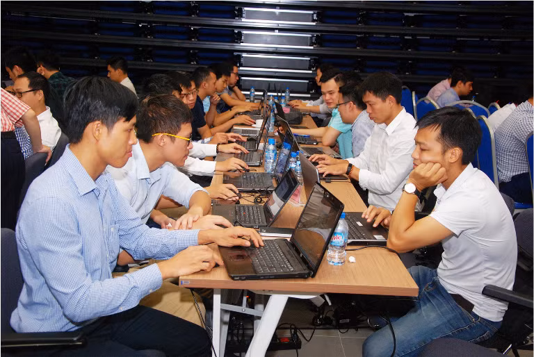 Các đội tham gia diễn tập ngày 11/9. Ảnh: VGP/Hiền Minh