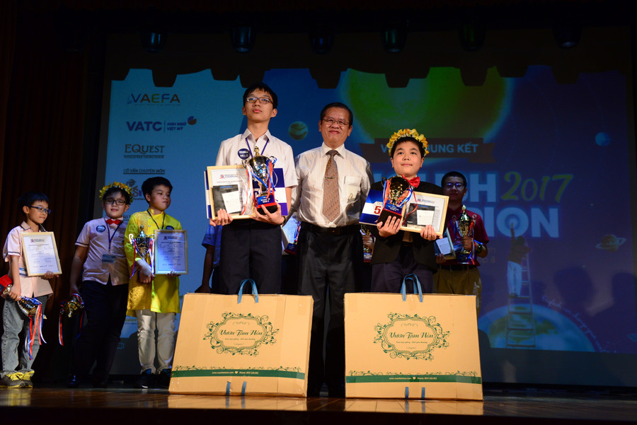 Rèn luyện tiếng Anh học thuật tạo cơ hội cho trẻ chinh phục các kỳ thi quy mô quốc gia và tương lai là những kỳ thi quốc tế.