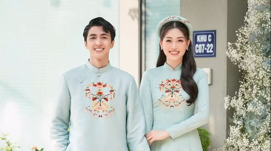 Lễ ăn hỏi của Phương Nga và Bình An diễn ra ở Hà Nội.