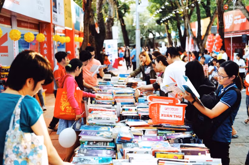 Hội sách Hà Nội 2022 diễn ra trong 3 ngày tại phố đi bộ Hồ Gươm