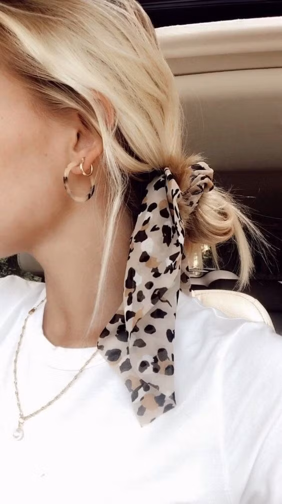 Thêm loạt kiểu tóc buộc xinh ngất ngây lại giúp “hack” tuổi cực hay nàng tóc ngắn nào cũng nên thử 