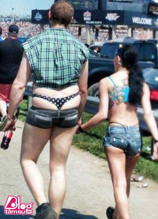 Những kiểu thời trang đường phố độc – dị ảnh 13 hai-blogtamsu018