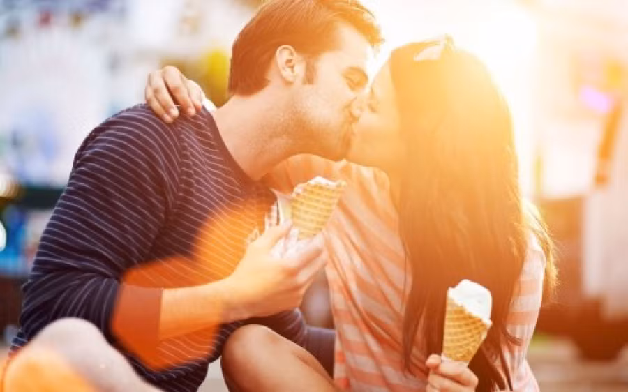 Tử vi 12 con giáp ngày 19/9: Thân tình cảm thăng hoa, Hợi thăng tiến thần tốc