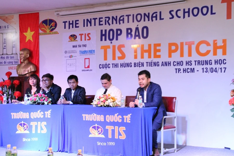 Ban tổ chức thông tin thể lệ, cơ cấu giải thưởng và cách thức tham dự cuộc thi tại buổi họp báo