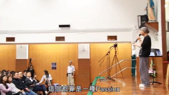 Trương Vệ Kiện chia sẻ về 3 nỗi bất hạnh lớn nhất trong đời: Bị ngược đãi lúc nhỏ, bị bạn gái chê nghèo, từng bất lực vì phá sản - Ảnh 2. Trương Vệ Kiện chia sẻ về 3 nỗi bất hạnh lớn nhất trong đời: Bị ngược đãi lúc nhỏ, bị bạn gái chê nghèo, từng bất lực vì phá sản - Ảnh 2.