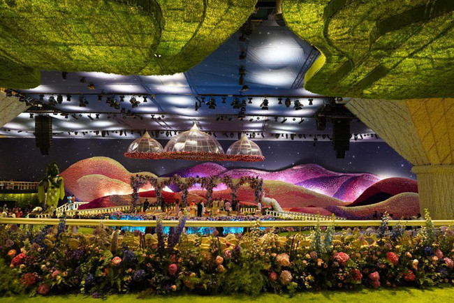 Dàn sao siêu khủng dự hôn lễ quý tử tỷ phú giàu nhất Ấn Độ: Hoa hậu thế giới, Cựu thủ tướng Anh, CEO Google góp mặt - Ảnh 1. Dàn sao siêu khủng dự hôn lễ quý tử tỷ phú giàu nhất Ấn Độ: Hoa hậu thế giới, Cựu thủ tướng Anh, CEO Google góp mặt - Ảnh 1.