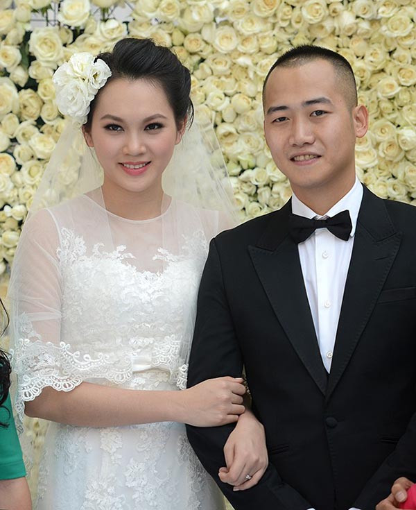 4 người đẹp miền Tây lấy chồng đại gia: Cuộc sống hạnh phúc, giàu sang mấy ai sánh bằng 9