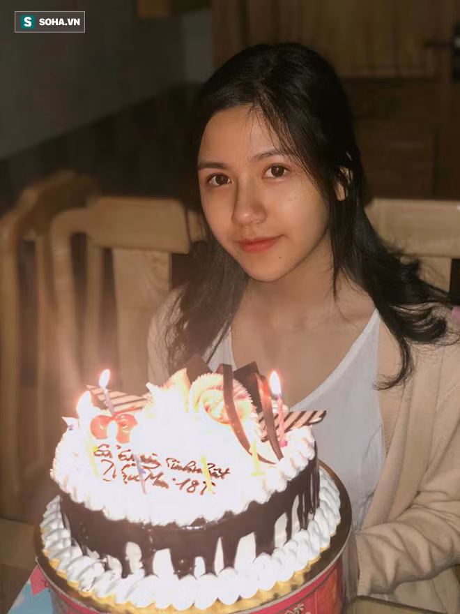 Cô gái nổi tiếng theo 2 cách khác nhau, dân mạng bối rối: Hóa ra là cùng một người! - Ảnh 1.