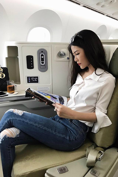 Kiều Yến sử dụng máy bay hạng thượng gia cho các chuyến du lịch. Cuộc sống con gái nhà giàu Việt ở Úc: Xa hoa, yêu bạn trai thiếu gia
