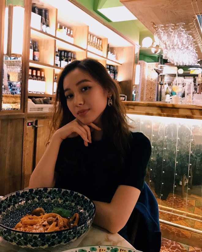 Những nữ sinh từng nổi đ&#236;nh đ&#225;m một thời b&#226;y giờ ra sao? - Ảnh 18.