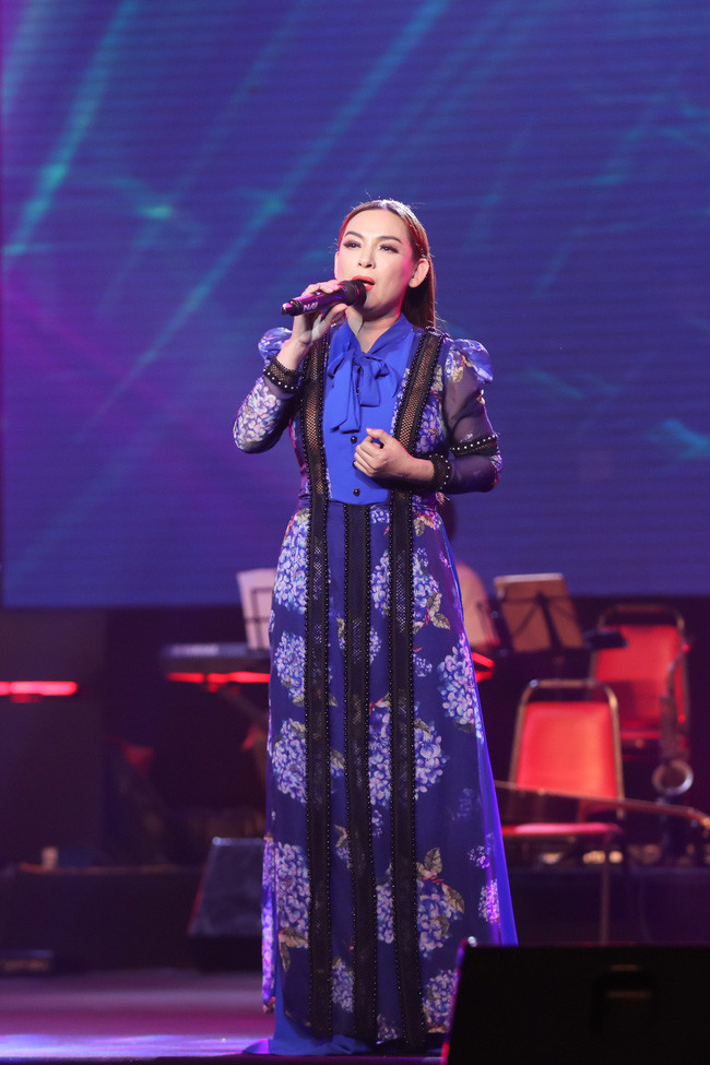 Lệ Quyên bất ngờ công khai rủ Quang Lê về... ở chung 2 tháng - Ảnh 13. Lệ Quyên bất ngờ công khai rủ Quang Lê về... ở chung 2 tháng - Ảnh 13.