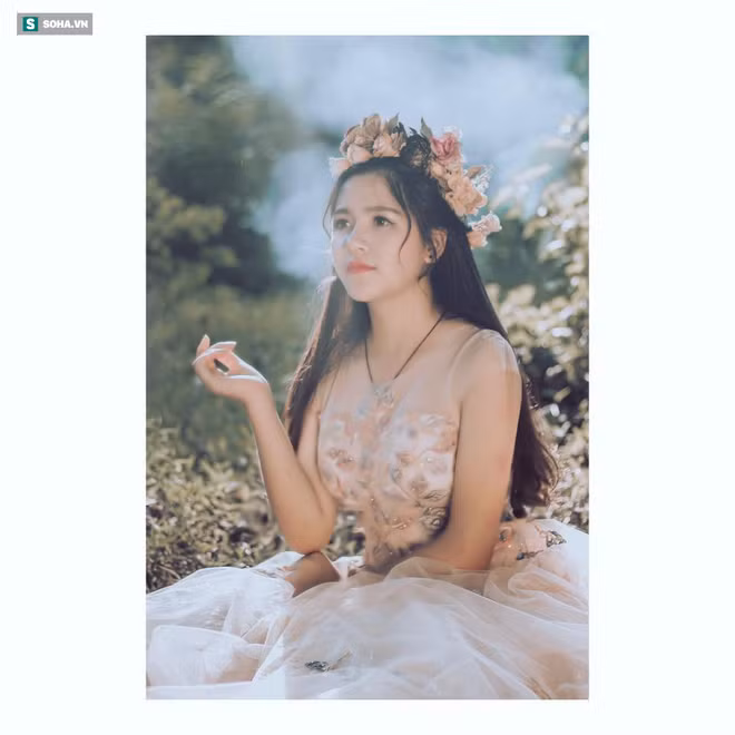 Cô gái nổi tiếng theo 2 cách khác nhau, dân mạng bối rối: Hóa ra là cùng một người! ảnh 4