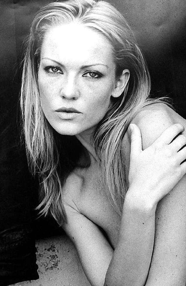 Vụ mất tích bí ẩn của cô người mẫu nóng bỏng và đầy thị phi nước Úc, hơn 2 thập kỉ vẫn chưa tìm thấy câu trả lời - Ảnh 3. Vụ mất tích bí ẩn của cô người mẫu nóng bỏng và đầy thị phi nước Úc, hơn 2 thập kỉ vẫn chưa tìm thấy câu trả lời - Ảnh 3.