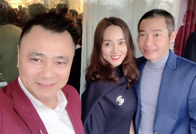 NSND Trung Hiếu và vợ kém 19 tuổi làm tiệc cưới tại quê nhà Thái Bình ảnh 4 NSND Trung Hiếu và vợ kém 19 tuổi làm tiệc cưới tại quê nhà Thái Bình - 3