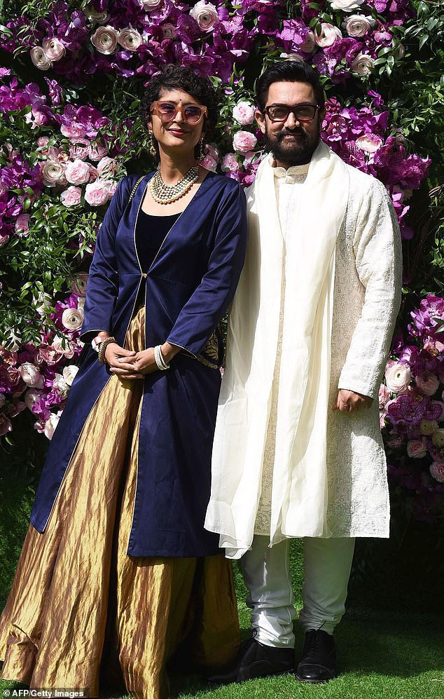 Dàn sao siêu khủng dự hôn lễ quý tử tỷ phú giàu nhất Ấn Độ: Hoa hậu thế giới, Cựu thủ tướng Anh, CEO Google góp mặt - Ảnh 18. Dàn sao siêu khủng dự hôn lễ quý tử tỷ phú giàu nhất Ấn Độ: Hoa hậu thế giới, Cựu thủ tướng Anh, CEO Google góp mặt - Ảnh 18.