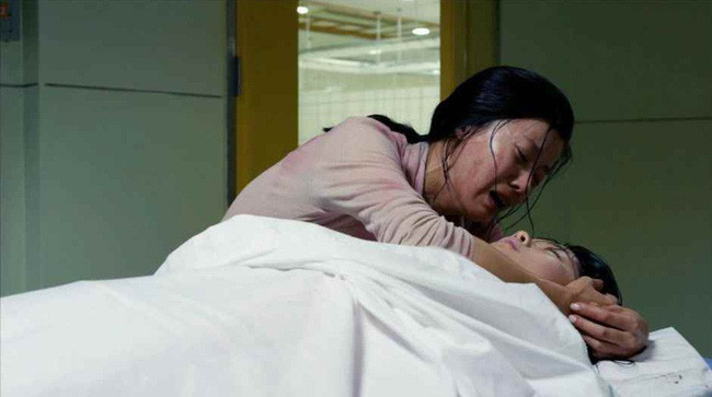 Phim ảnh Hàn Quốc đã phản ánh nỗi đau của các nạn nhân bị bạo lực tình dục ra sao? - Ảnh 27. Phim ảnh Hàn Quốc đã phản ánh nỗi đau của các nạn nhân bị bạo lực tình dục ra sao? - Ảnh 27.