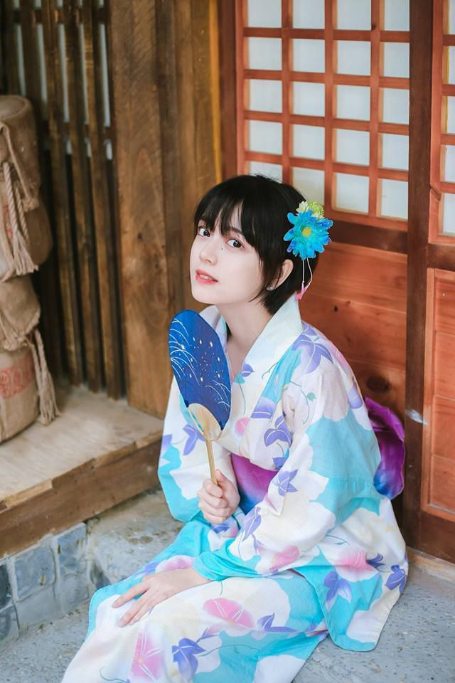 Lạc lối giữa Phượng Hoàng Cổ Trấn, nữ sinh Việt được CĐM Châu Á truy lùng, nhưng tấm ảnh thẻ mới là thứ gây sốt - Ảnh 9.