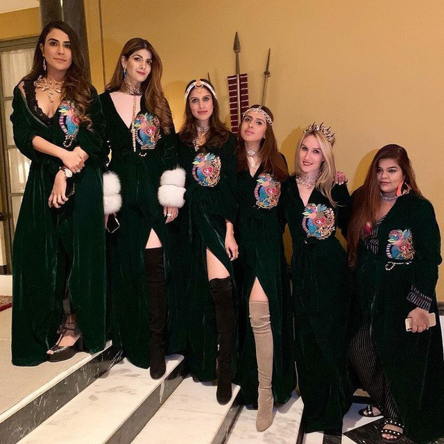 Nữ tỷ phú Ấn Độ tổ chức đám cưới xa hoa ở Phú Quốc giàu cỡ nào? - Ảnh 4. Nữ tỷ phú Ấn Độ tổ chức đám cưới xa hoa ở Phú Quốc giàu cỡ nào? - Ảnh 4.