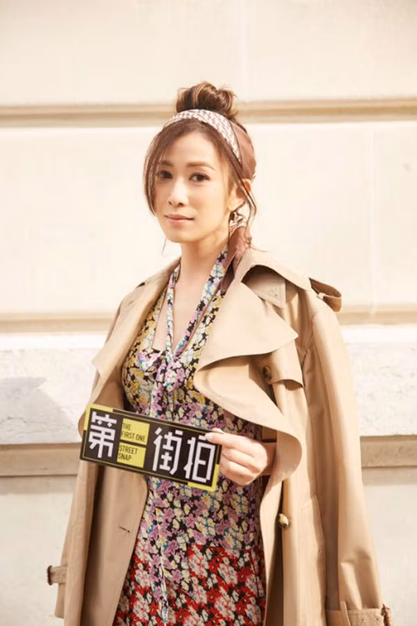 Nổi tiếng cả ở Hong Kong và Trung Quốc, nhưng Xa Thi Mạn không gặp may mắn về tình duyên. Cô từng trải qua cuộc tình đổ vỡ nhiều nuối tiếc với Trần Hạo Dân, vướng vào tin đồn bị Viên Vịnh Nghi chửi trên phim trường vì cặp kè Trương Trí Lâm, bị đồn là kẻ thứ ba khiến Trịnh Gia Dĩnh chia tay Châu Lệ Kỳ... Hiện giờ ở tuổi 44, Xa Thi Mạn thường xuyên chia sẻ hình ảnh tận hưởng cuộc sống độc thân vui vẻ.