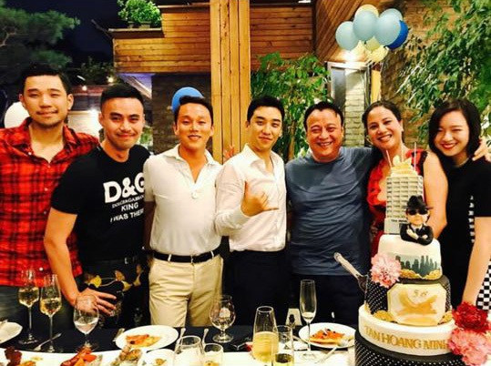 Choáng ngợp với những mối quan hệ quyền lực trải khắp Châu Á của Big Bang Seungri, có cả thiếu gia Việt Nam ảnh 13 Big Bang Seungri gây choáng ngợp với những mối quan hệ quyền lực trải khắp Châu Á, không chừa cả thiếu gia Việt Nam-13