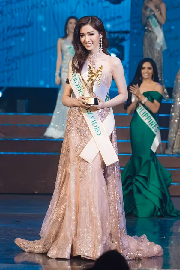 Xúc động tâm thư của Đỗ Nhật Hà về hành trình tại Hoa hậu chuyển giới quốc tế 2019 ảnh 2 Đỗ Nhật Hà đăng tải tâm thư đầy xúc động về cuộc hành trình tại Miss International Queen 2019