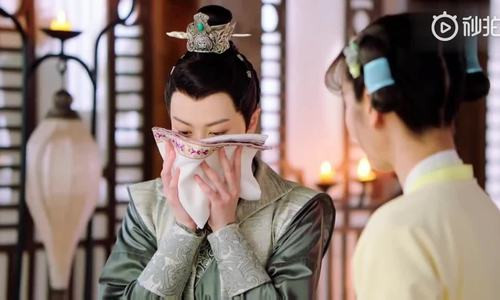 Sửng sốt những vật dụng hiện đại xuất hiện trong phim “Đông cung”, “Tiểu nữ Hoa Bất Khí“ ảnh 7 Sạn phim Hoa Bất Khí