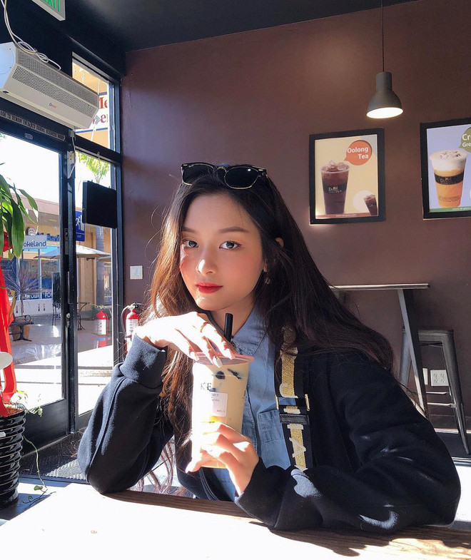 Những nữ sinh từng nổi đ&#236;nh đ&#225;m một thời b&#226;y giờ ra sao? - Ảnh 31.