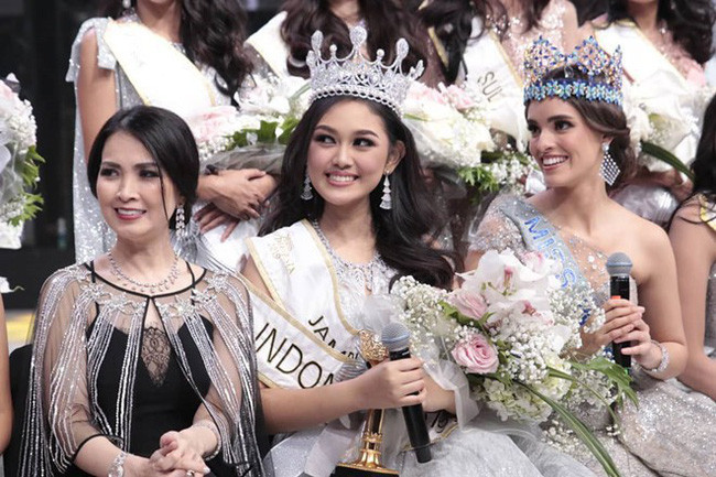 Nhan sắc và thành tích đáng nể của 4 nàng hậu mới đăng quang năm 2019: Bất ngờ với cô gái số 2! - Ảnh 10. Nhan sắc và thành tích đáng nể của 4 nàng hậu mới đăng quang năm 2019: Bất ngờ với cô gái số 2! - Ảnh 10.