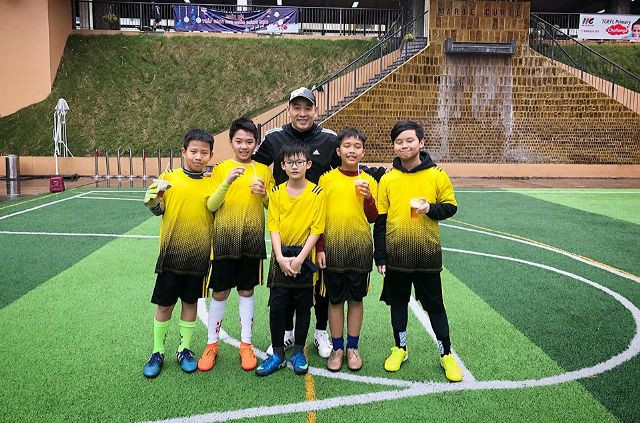 Phụ huynh Nguyễn Hải Long hướng dẫn đội tuyển lớp 6M4 tham gia giải đấu Phụ huynh Nguyễn Hải Long hướng dẫn đội tuyển lớp 6M4 tham gia giải đấu