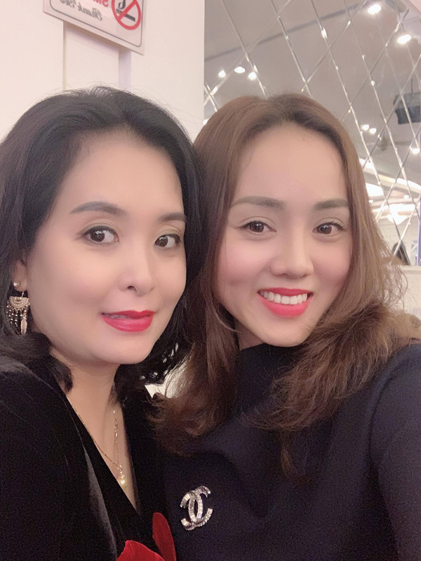 NSND Trung Hiếu và vợ kém 19 tuổi làm tiệc cưới tại quê nhà Thái Bình ảnh 5 NSND Trung Hiếu và vợ kém 19 tuổi làm tiệc cưới tại quê nhà Thái Bình - 6